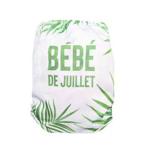 Bébé de juillet Bébé de juillet