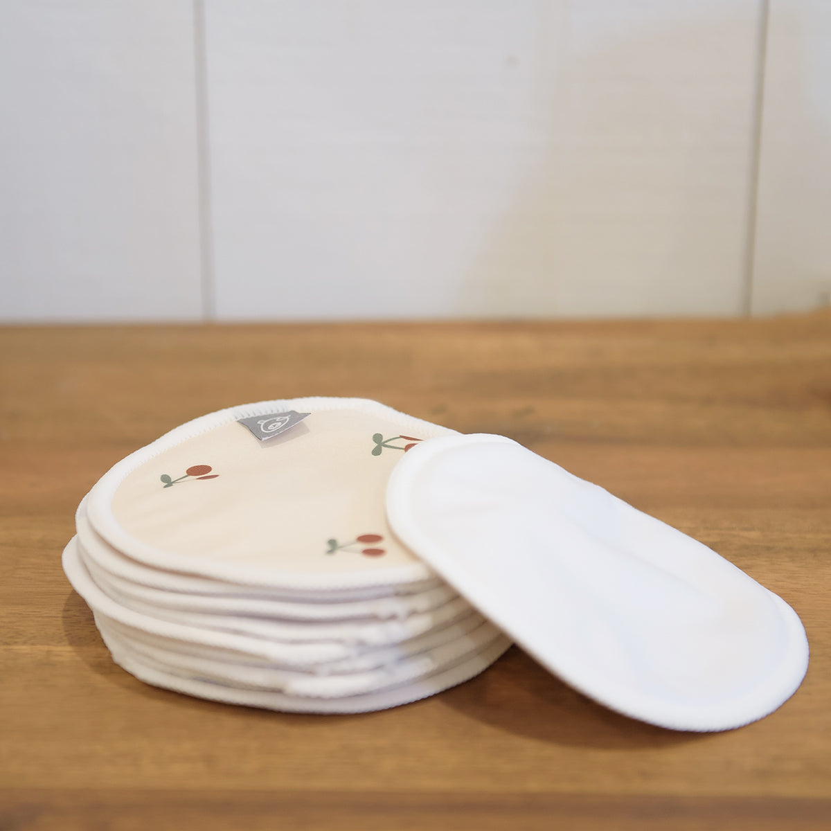 MilkDaze Reusable Washable Stay-Dry Nursing Pads – Cotton Babies