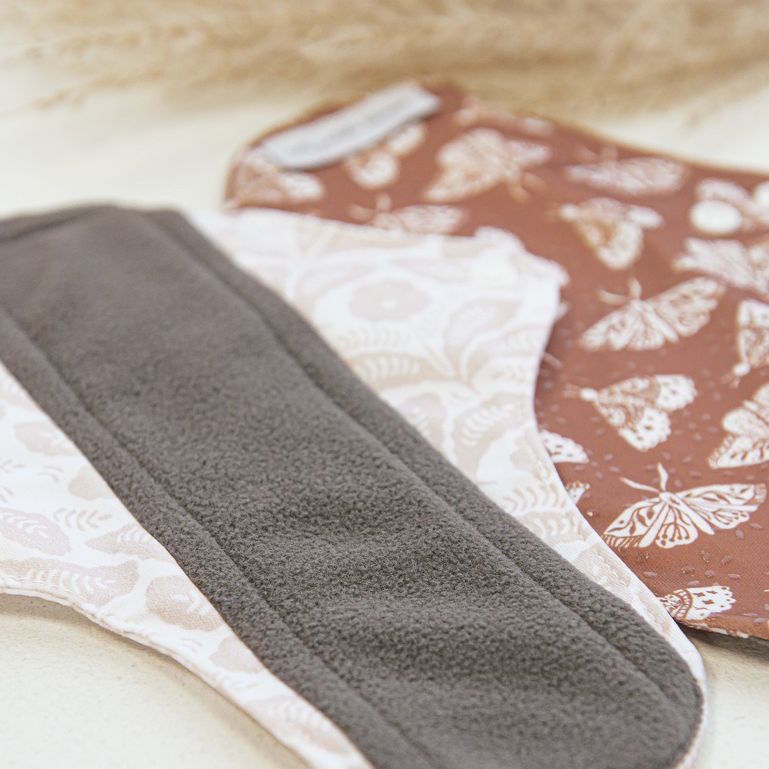 to-Go Panty Kit Includes 4 Items Seamless Thong Underwear Fresh Wipe  Pantyliner & Washbag Travel First Period Kit Feminine Hygiene Incontenance  Emergency 
